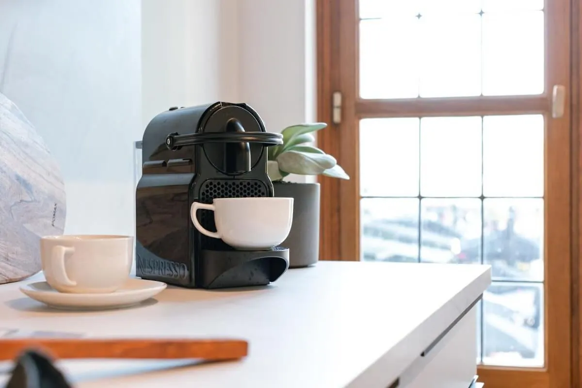 Huswell - Modern Apartment Located At Historical Main Square Antwerpen 0*,  Belgien