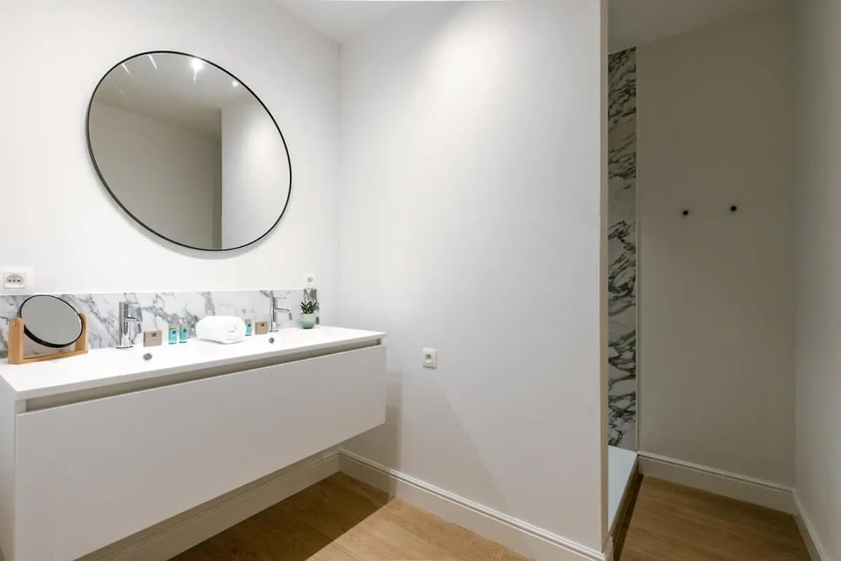 Huswell - Modern Apartment Located At Historical Main Square Antwerpen