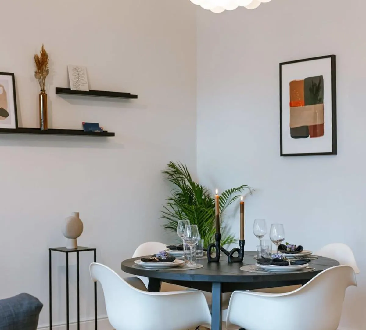 Huswell - Modern Apartment Located At Historical Main Square Antwerpen Belgien