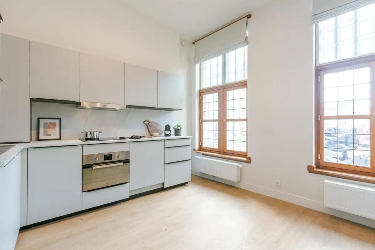 Huswell - Modern Apartment Located At Historical Main Square Antwerpen Belgien
